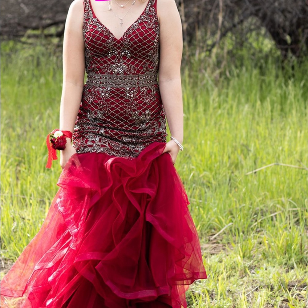 Maroon Mermaid Shape Prom Dress